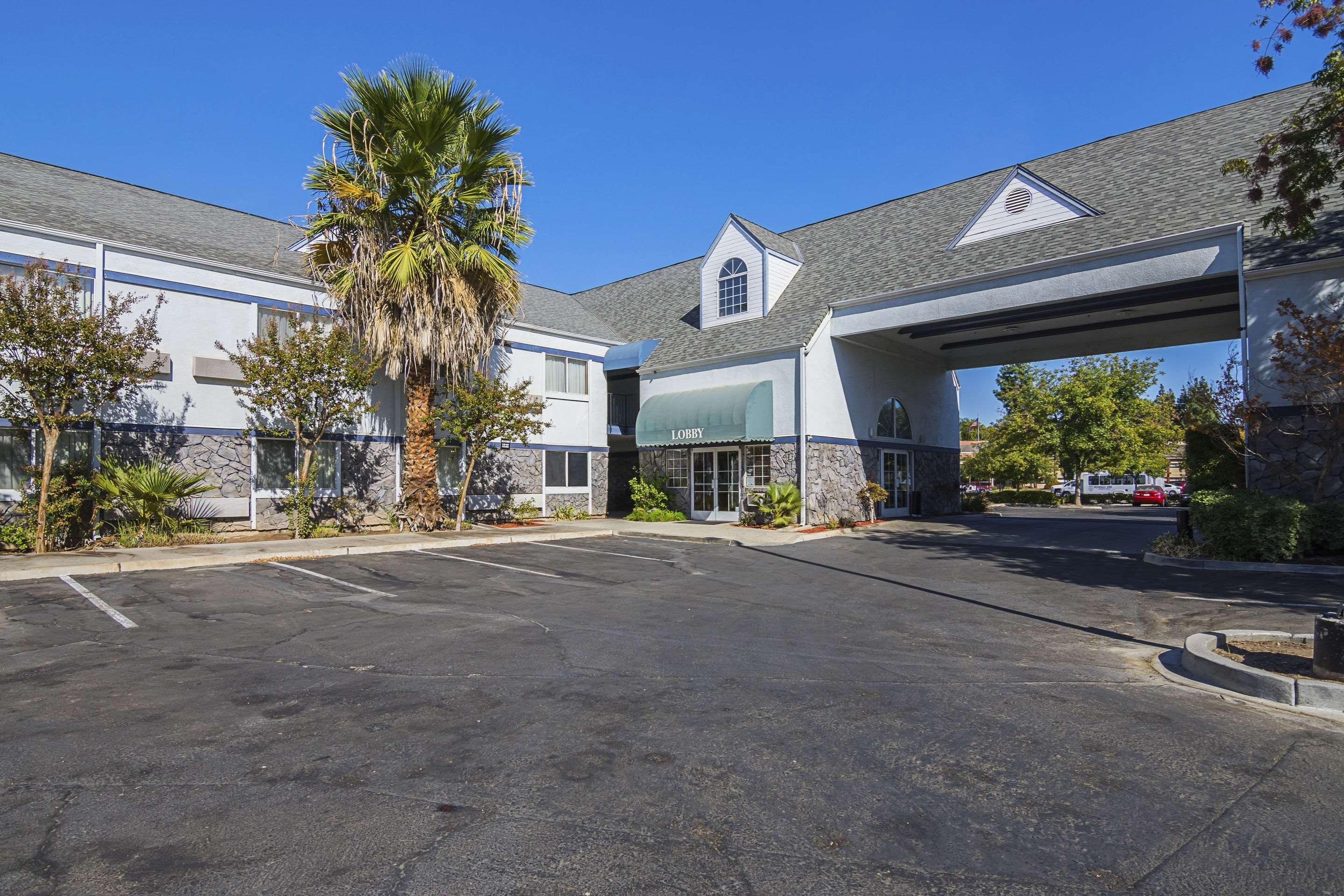 Quality Inn Fresno Yosemite Airport Exterior foto